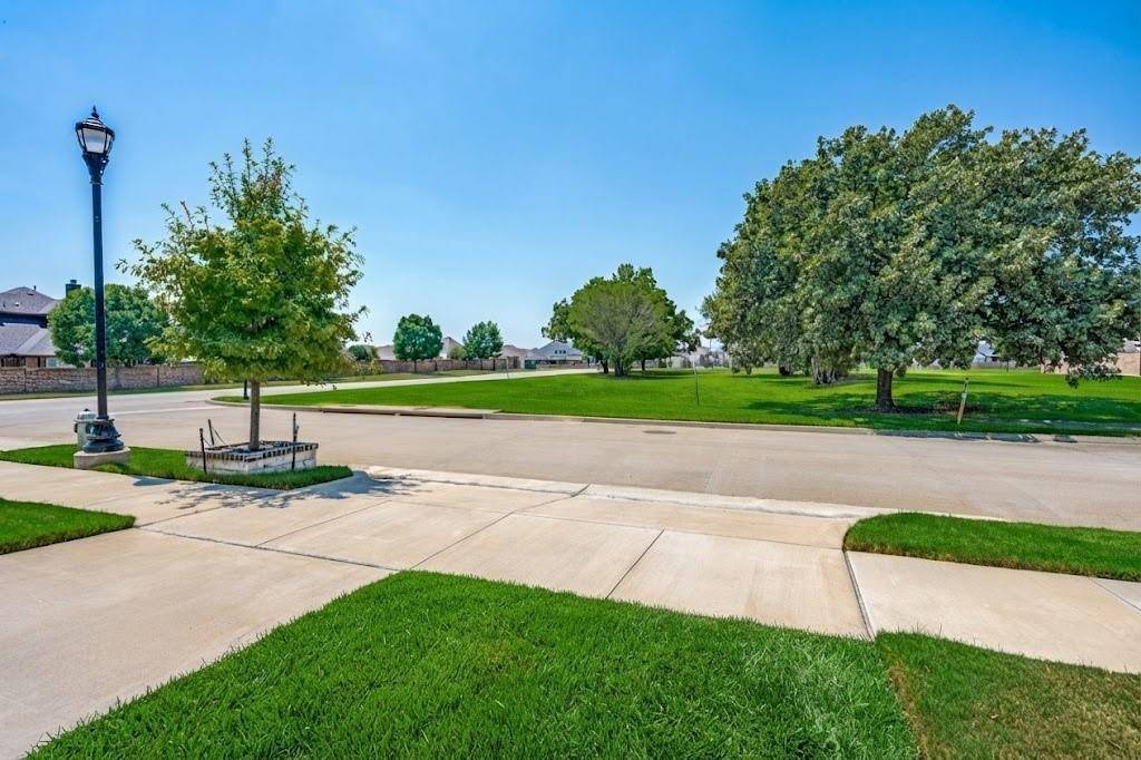 1511 Brandenburg Street, Mansfield, TX 76063