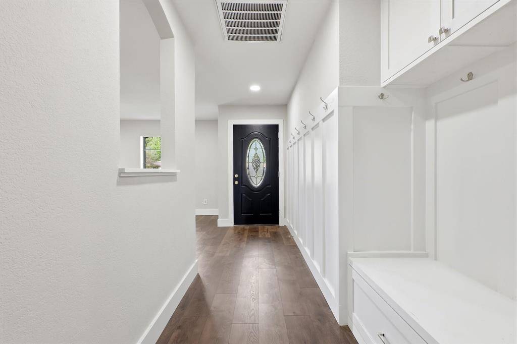 3304 Bellingham Court, Dallas, TX 75228
