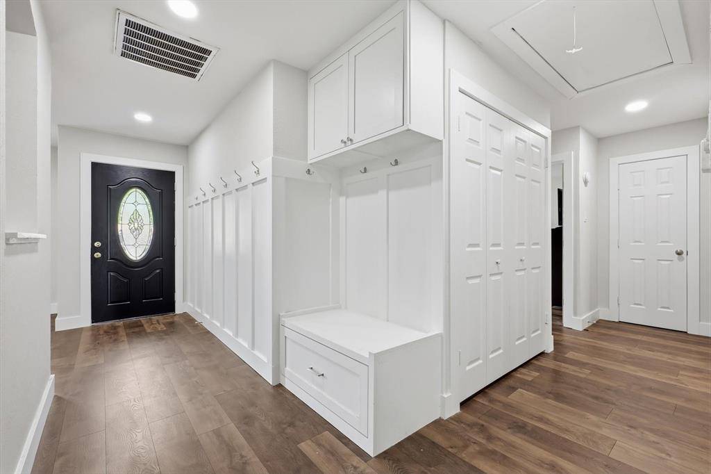 3304 Bellingham Court, Dallas, TX 75228
