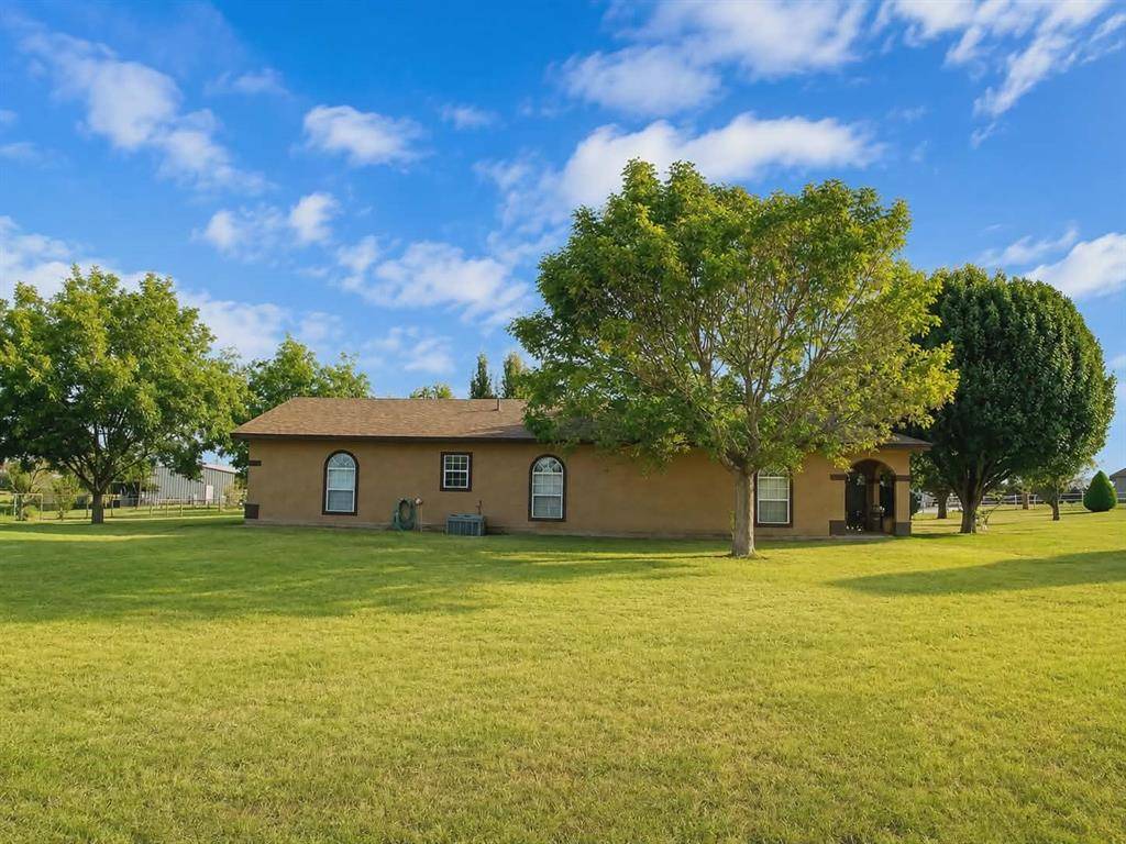 3711 Dove Creek Road, Cleburne, TX 76031