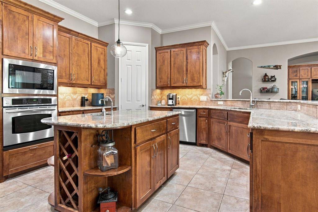 1836 Willow Springs Court, Haslet, TX 76052