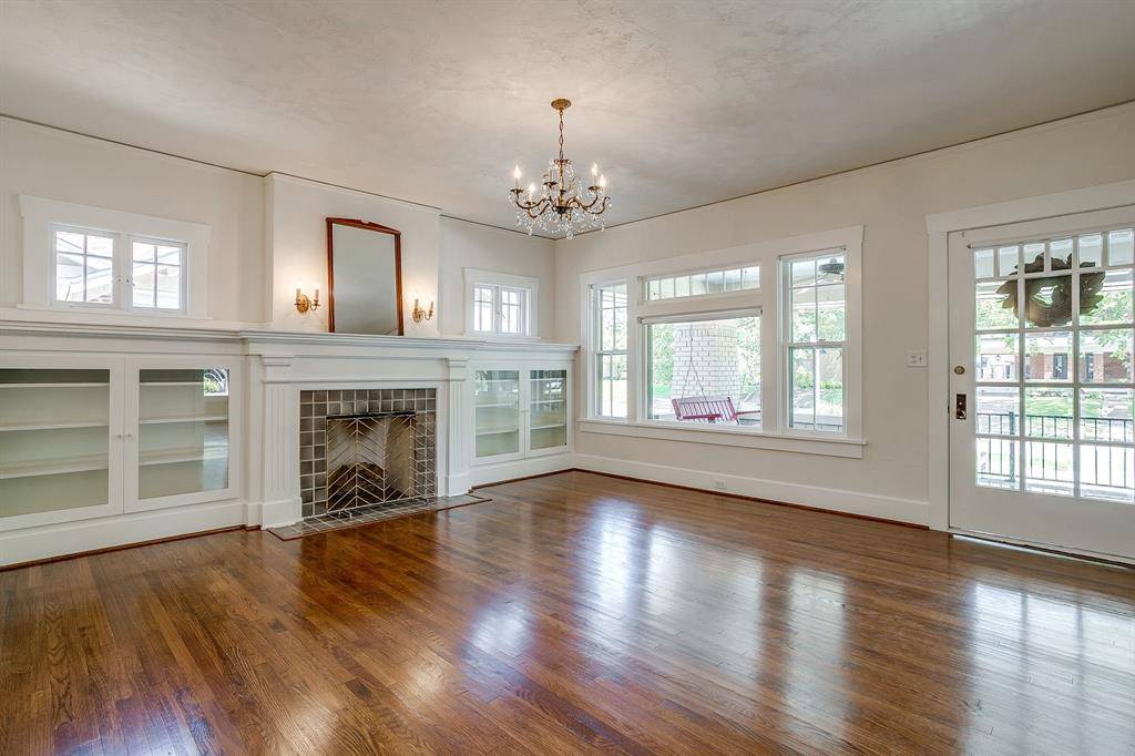 2524 Willing, Fort Worth, TX 76110