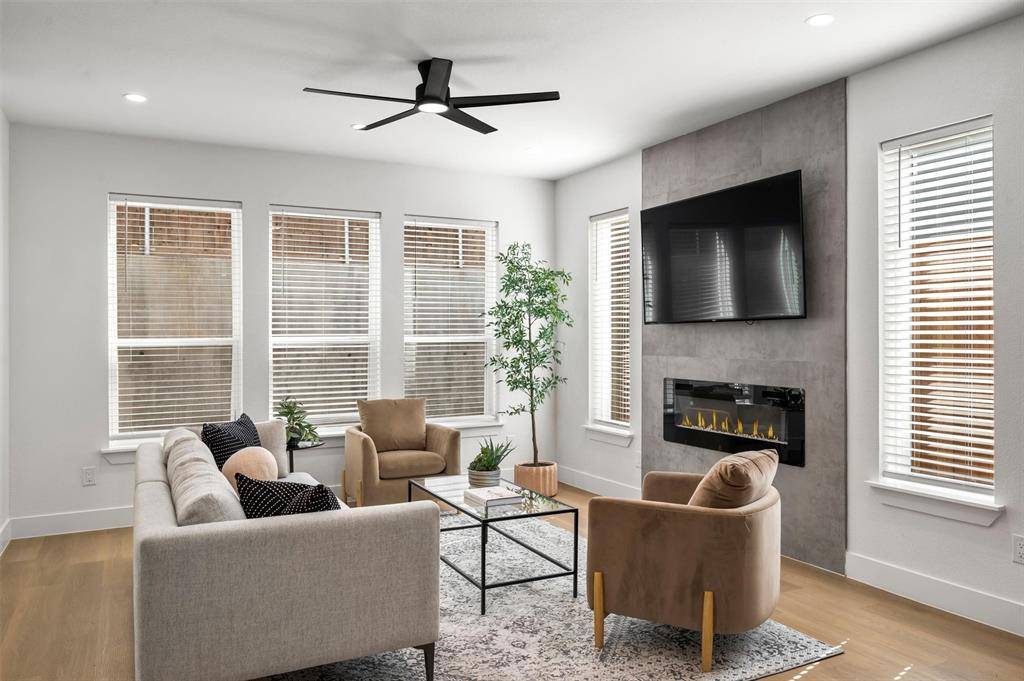 1316 Valley Street, Dallas, TX 75203