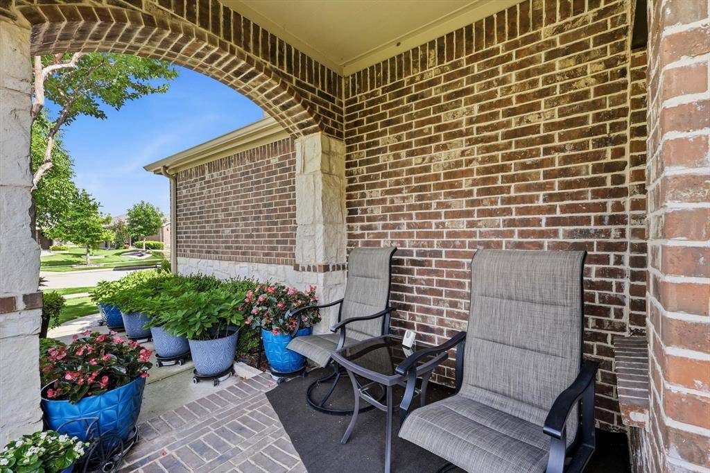8915 Twin Pines Lane, Frisco, TX 75036