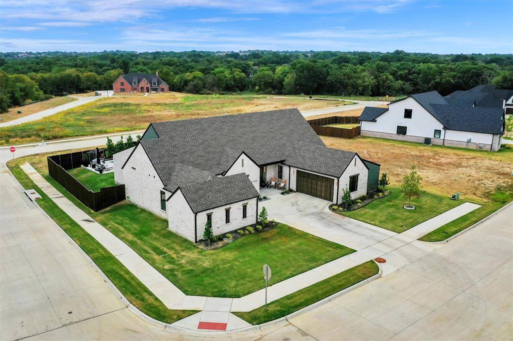 2702 Stonecrest Drive, Sherman, TX 75092