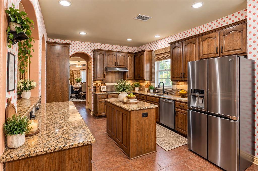 7208 Roble, Grand Prairie, TX 75054