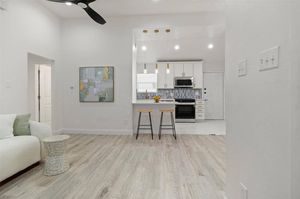 2406 Jennings Avenue, Dallas, TX 75216
