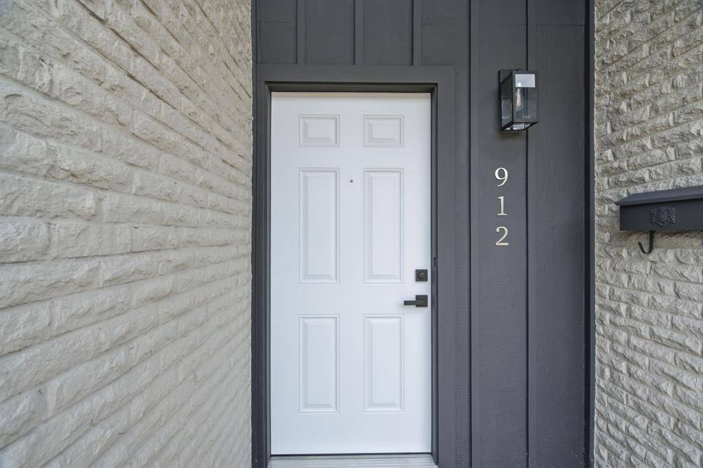 912 Kelley Drive, Everman, TX 76140