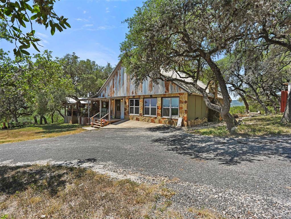 1850 W Ranch Road 337, Leakey, TX 78873