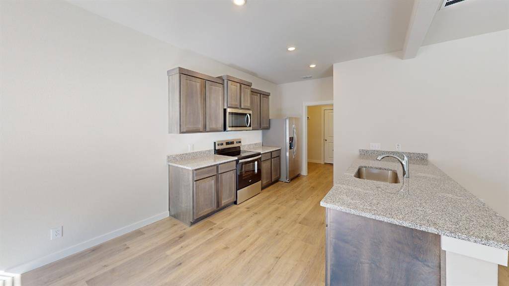 736 Layton Court, Seagoville, TX 75159