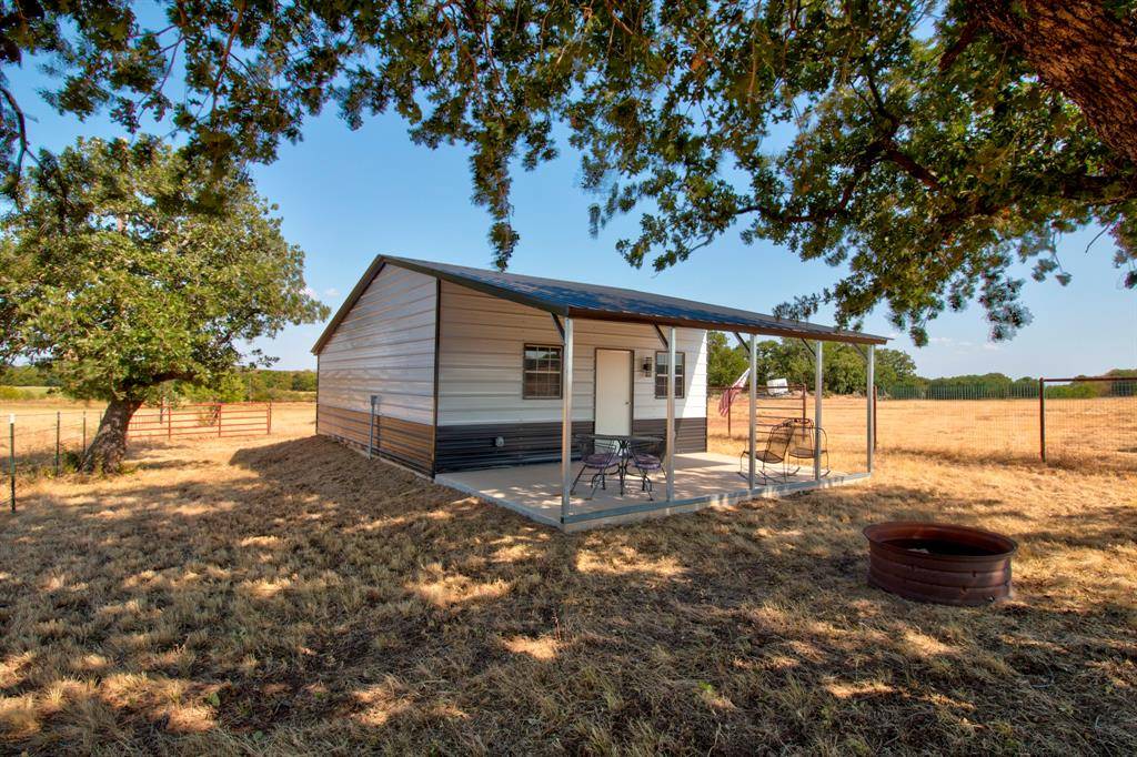 1004 Rock Springs School Road, Nocona, TX 76255