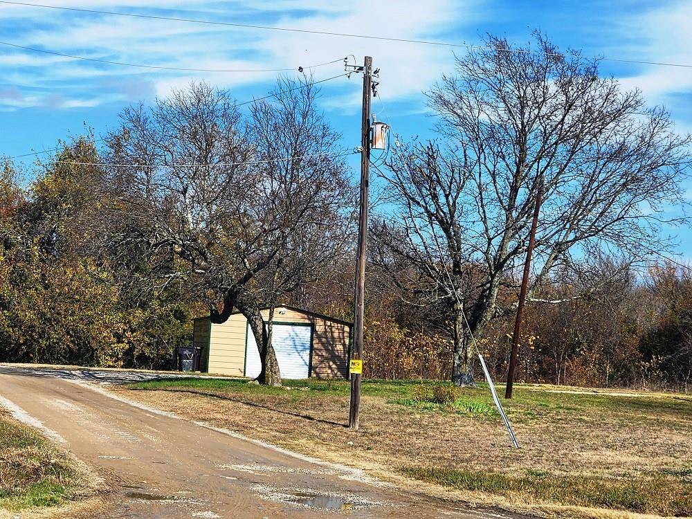 4494 N US Highway 69, Leonard, TX 75452