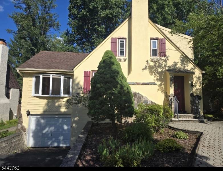 17 Dogwood Ter, Livingston Twp., NJ 07039
