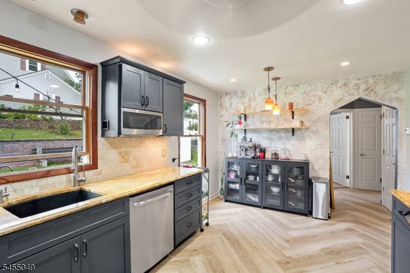 74 Starmond Ave, Clifton City, NJ 07013