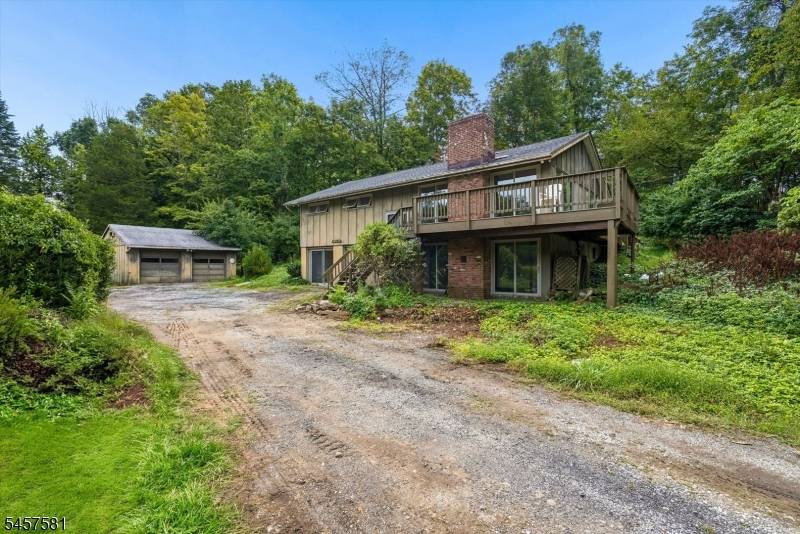 51 Hibler Rd, Green Twp., NJ 07860