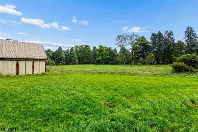 51 Hibler Rd, Green Twp., NJ 07860
