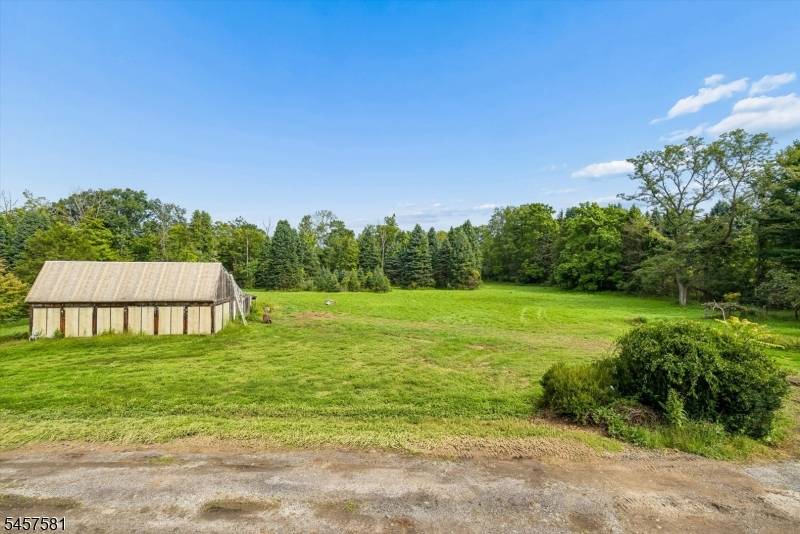 51 Hibler Rd, Green Twp., NJ 07860