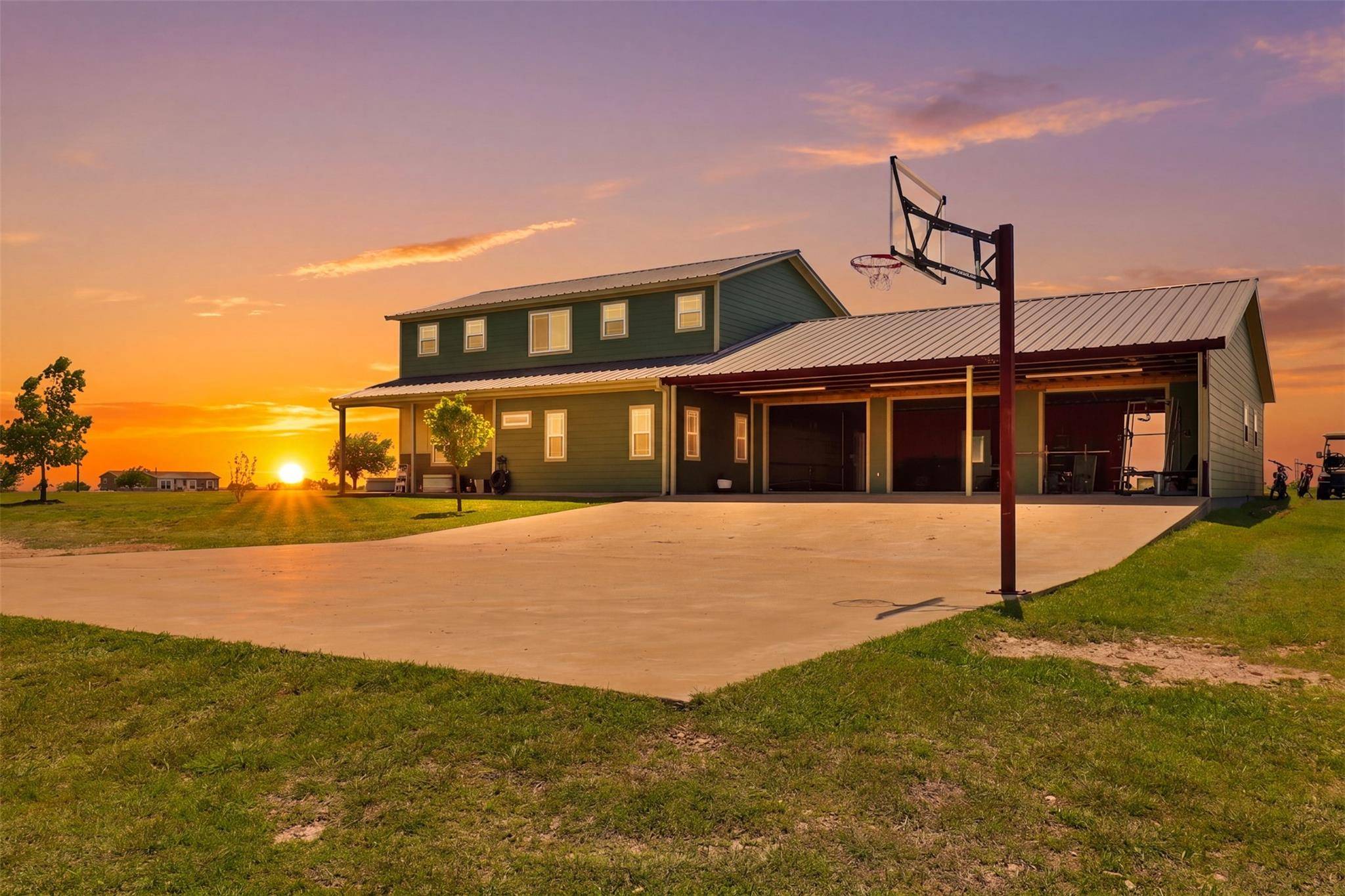 10751 County Road 210, Bertram, TX 78605