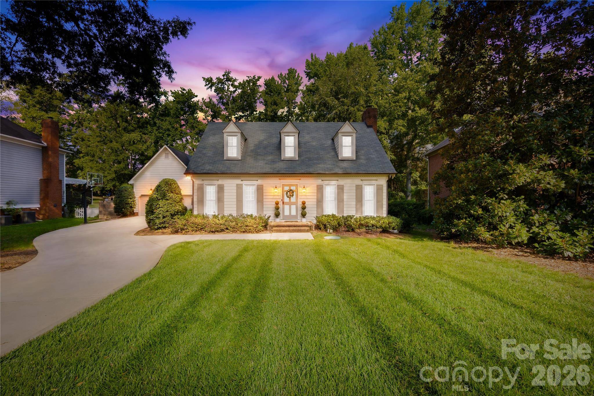 6616 Mays Chapel LN, Charlotte, NC 28270