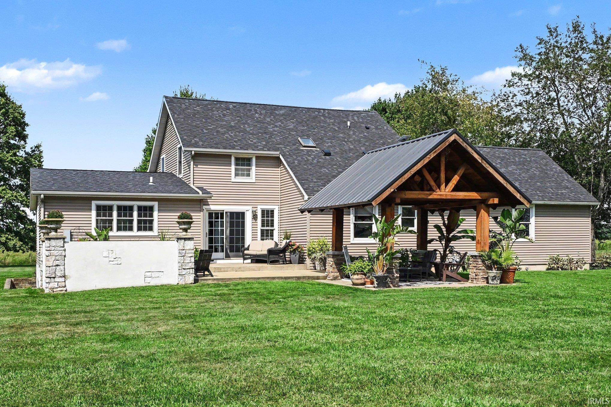 5373 3rd RD, Bremen, IN 46506