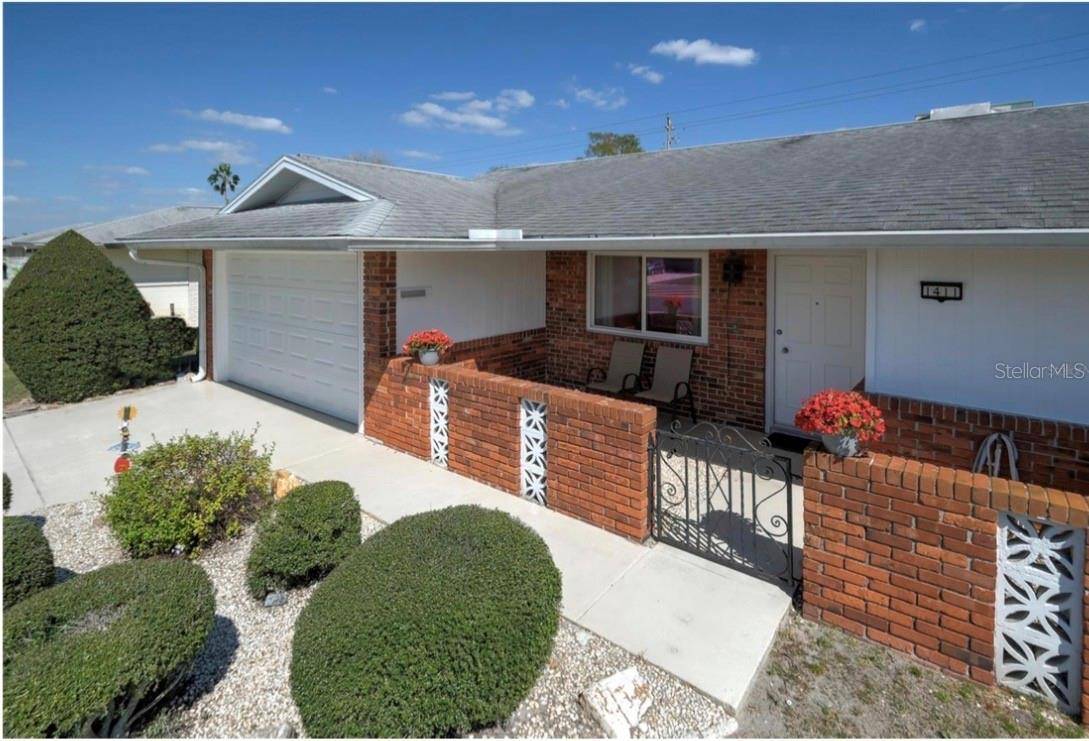 1411 N PEBBLE BEACH BLVD, Sun City Center, FL 33573