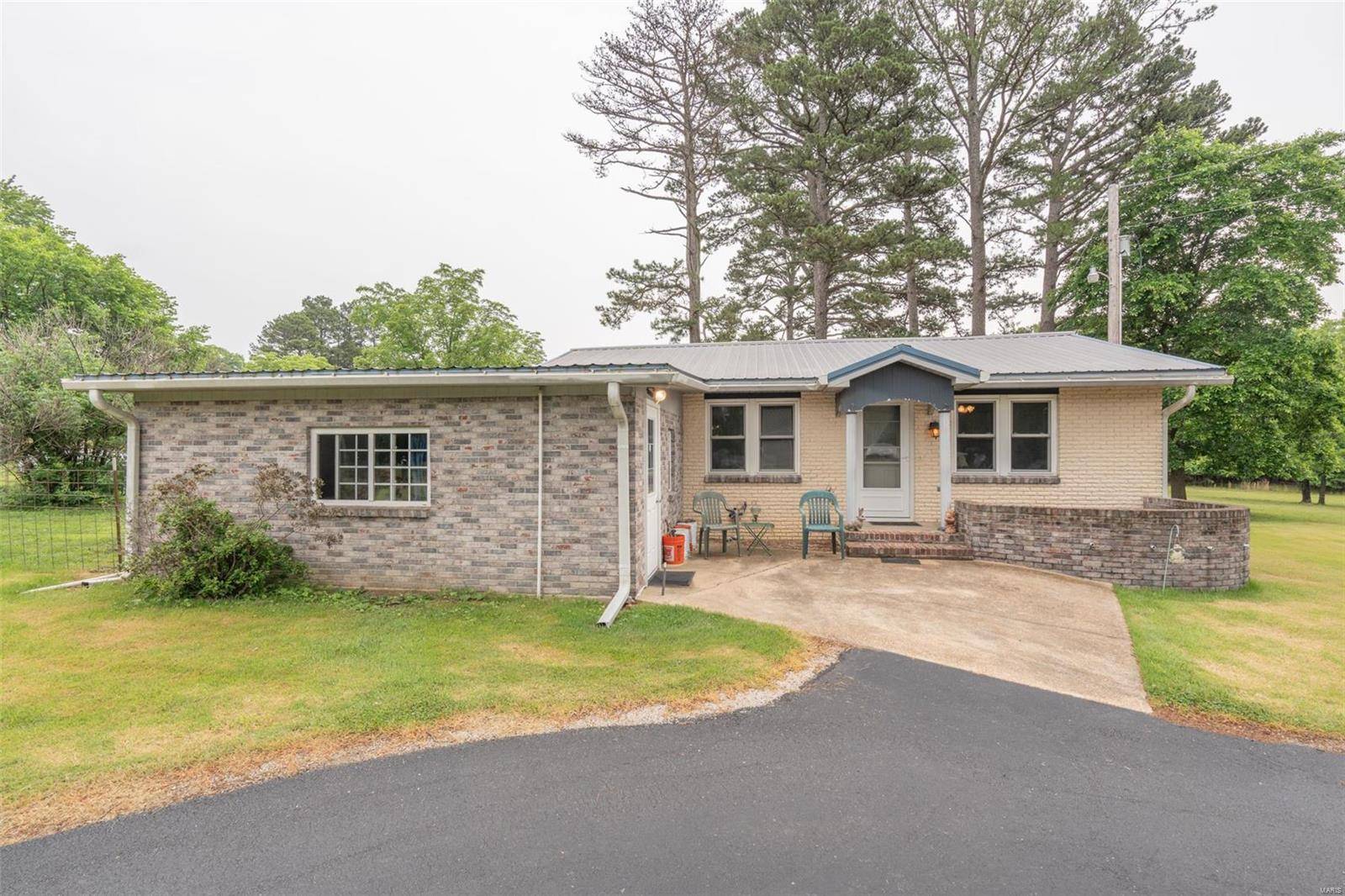 9378 Highway 21 S, Doniphan, MO 63935