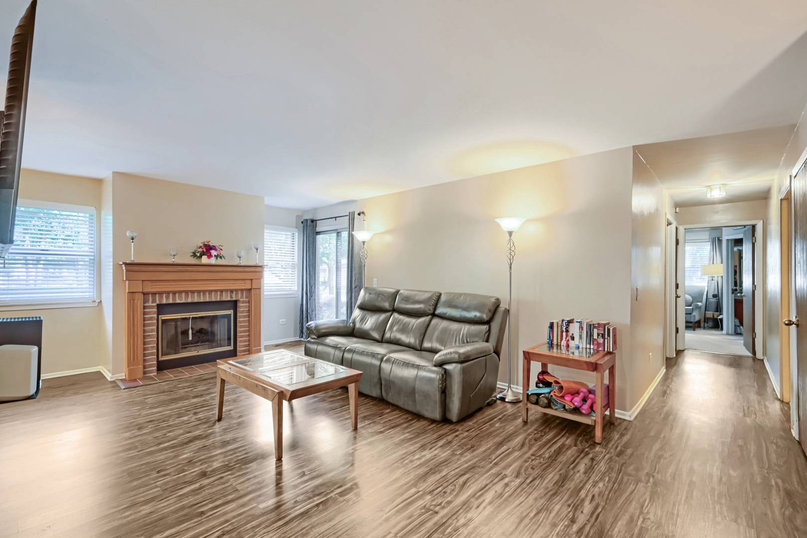 75 LARCH CT #Z1, Schaumburg, IL 60193