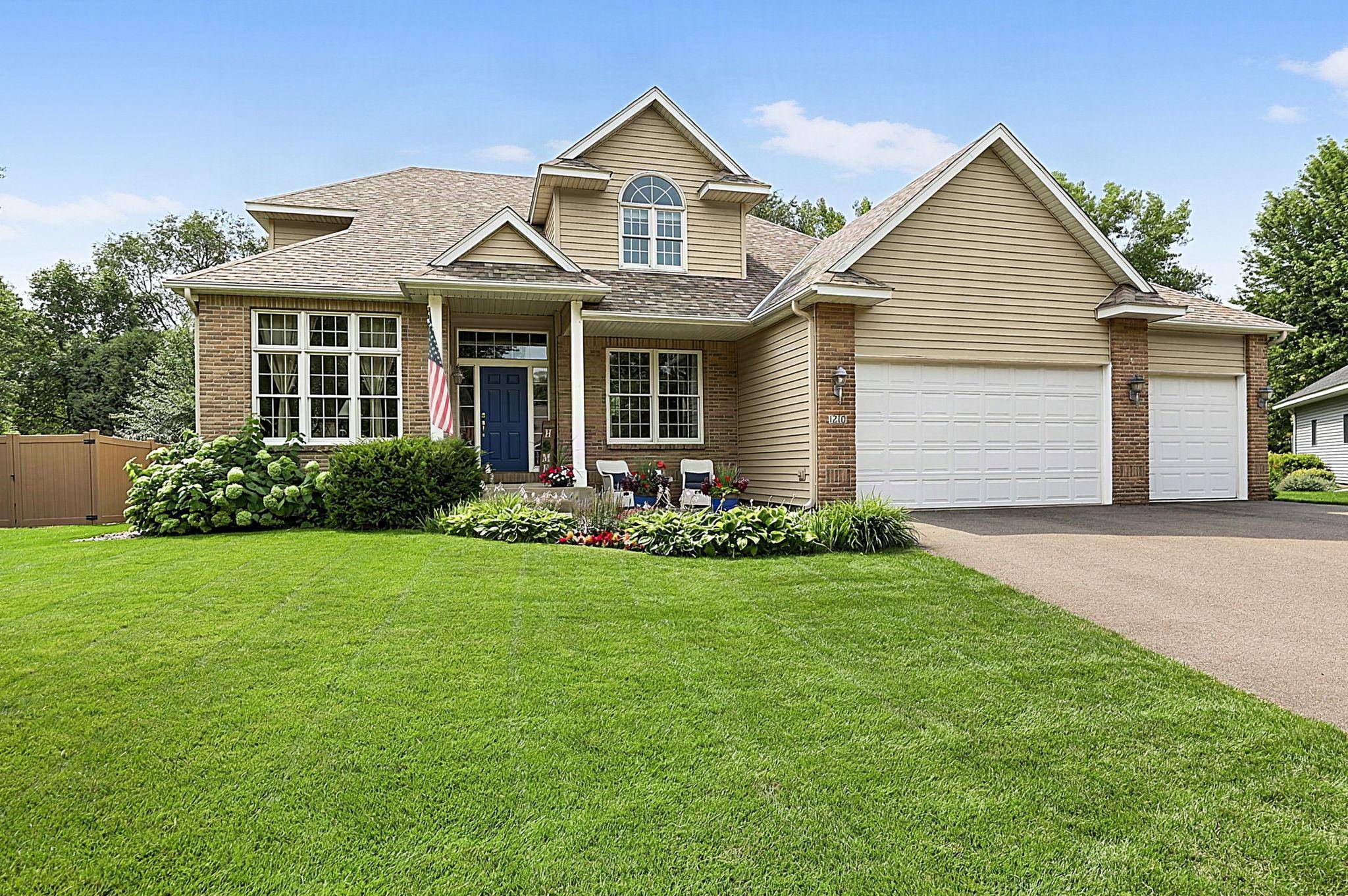 1210 Millstone CT, Saint Cloud, MN 56303