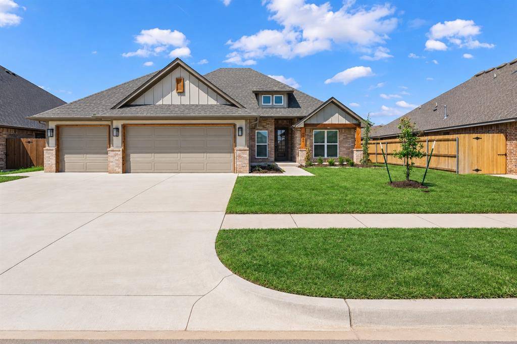 4908 Vine Cliff RD, Mustang, OK 73064