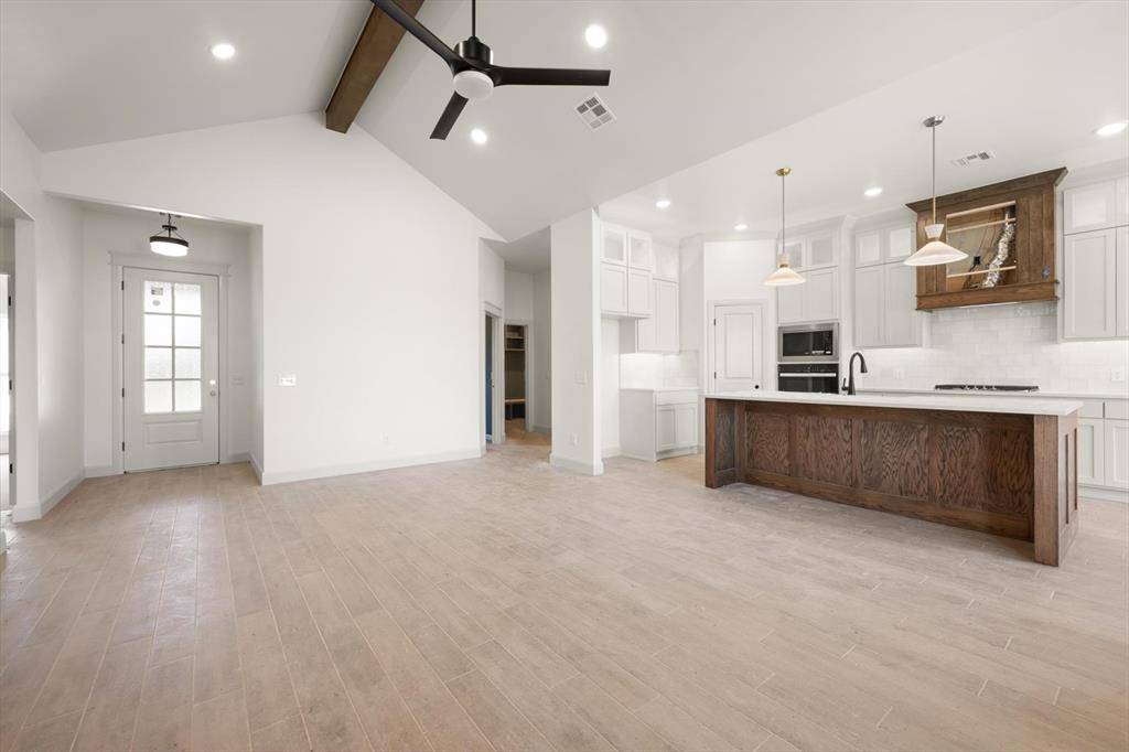 4908 Vine Cliff RD, Mustang, OK 73064