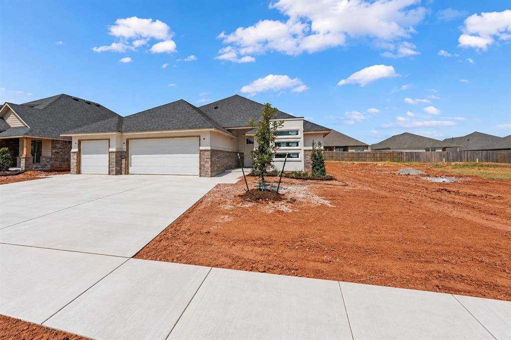 11717 SW 48th ST, Mustang, OK 73064