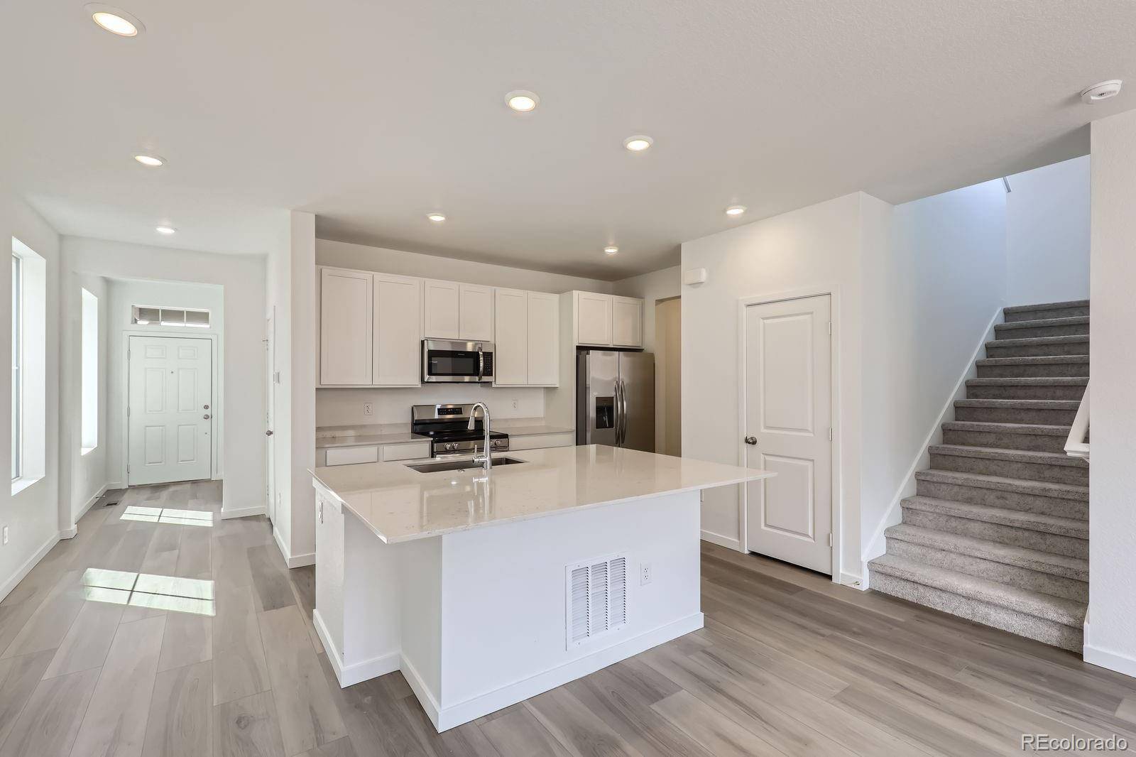 6761 Arbor BLVD, Thornton, CO 80602