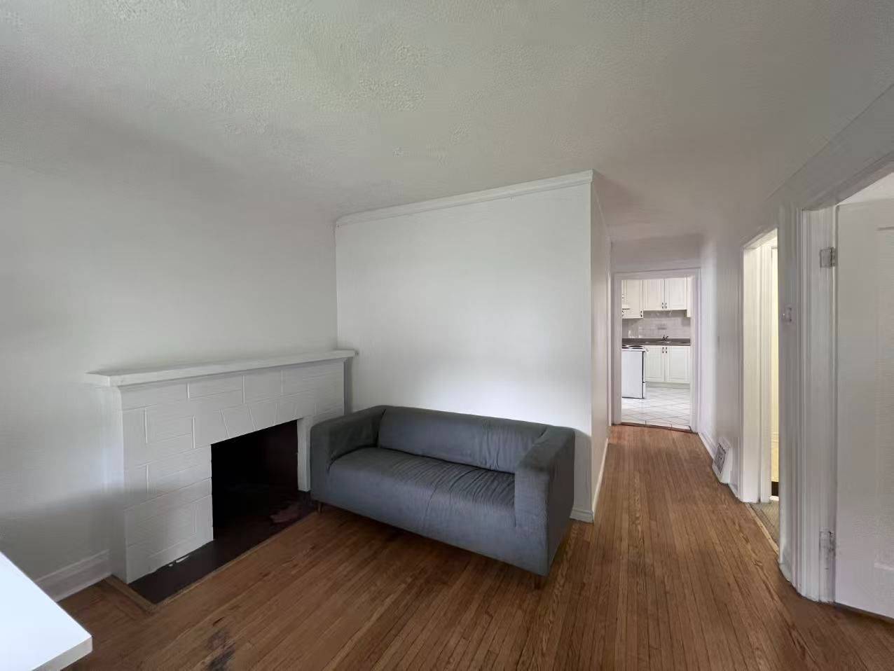 125 Broadway AVE, Hamilton, ON L8S 2W2