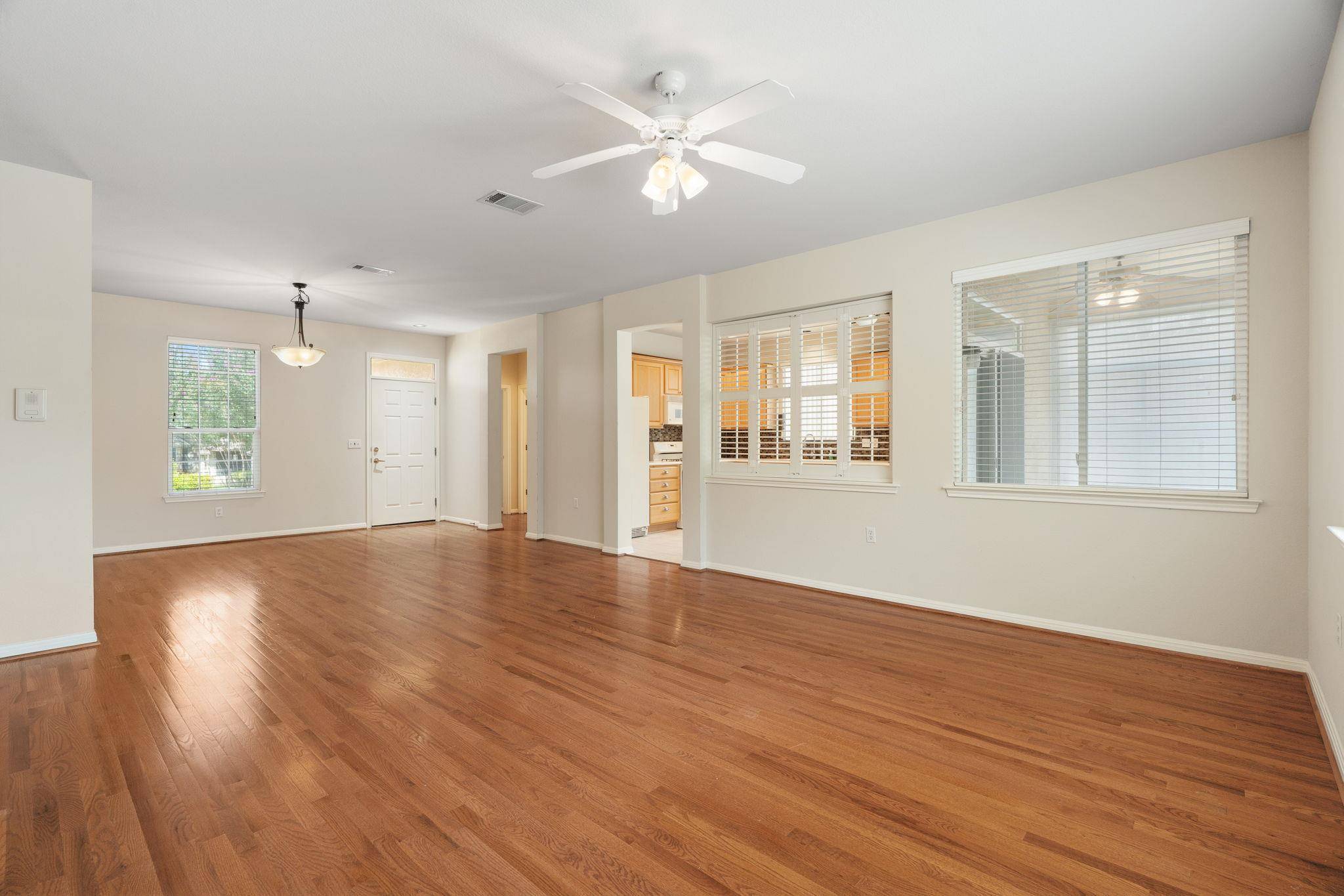 113 Purple Sage DR, Georgetown, TX 78633