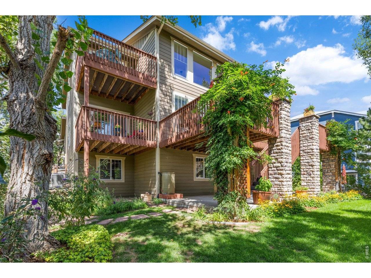 122 Peregrine, Lyons, CO 80540