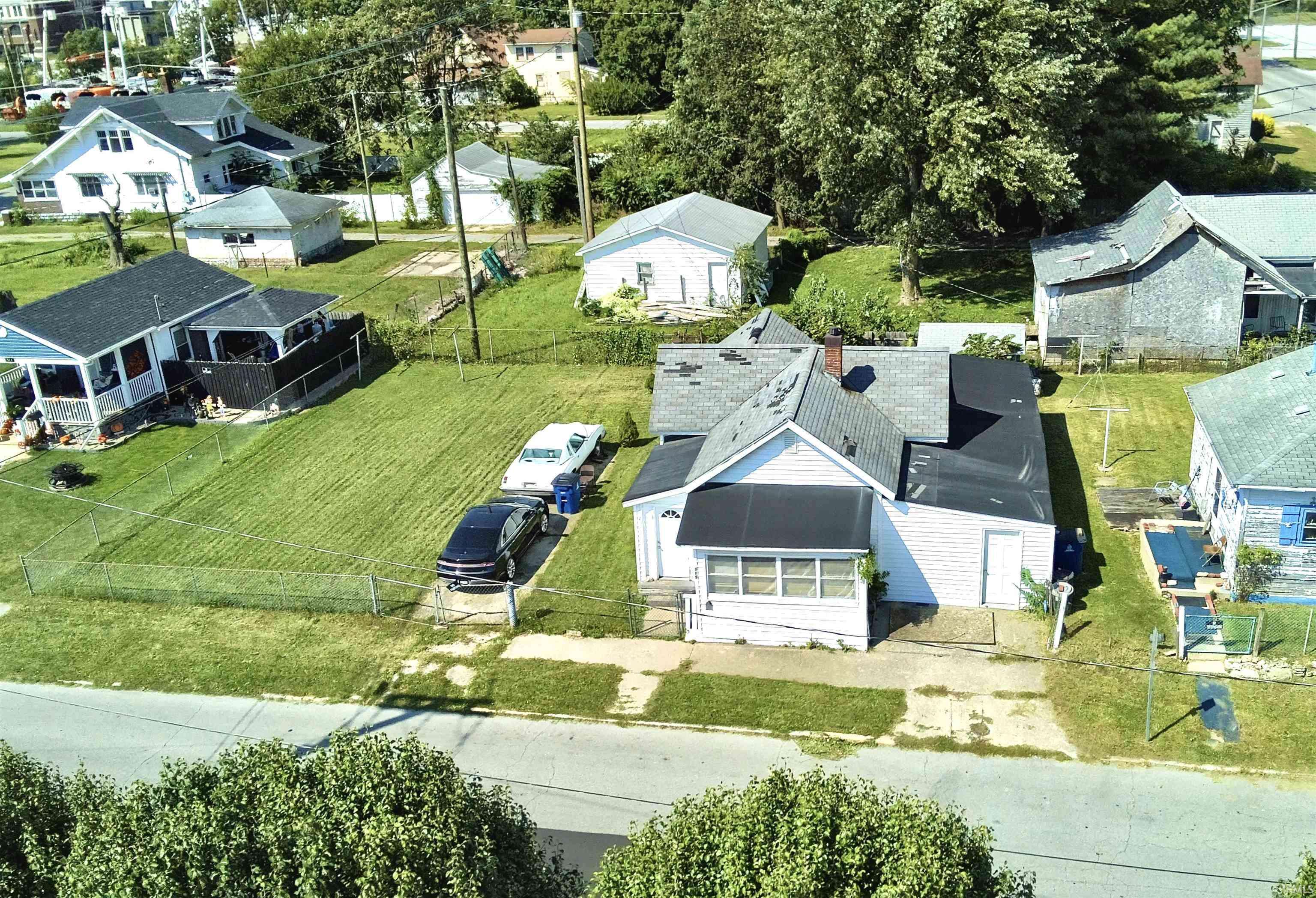 315 E 9th ST, Marion, IN 46953