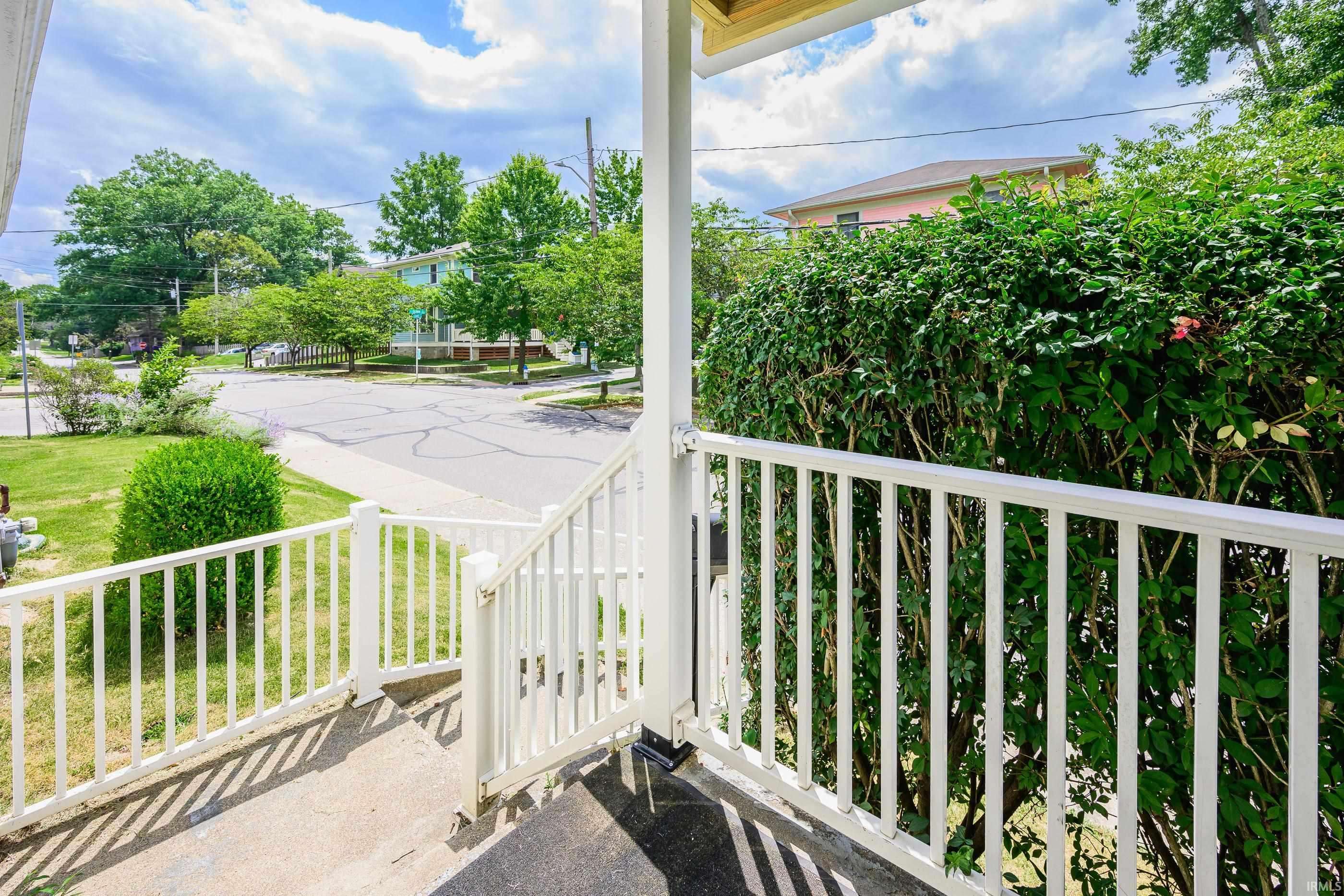 519 E Grimes LN, Bloomington, IN 47401