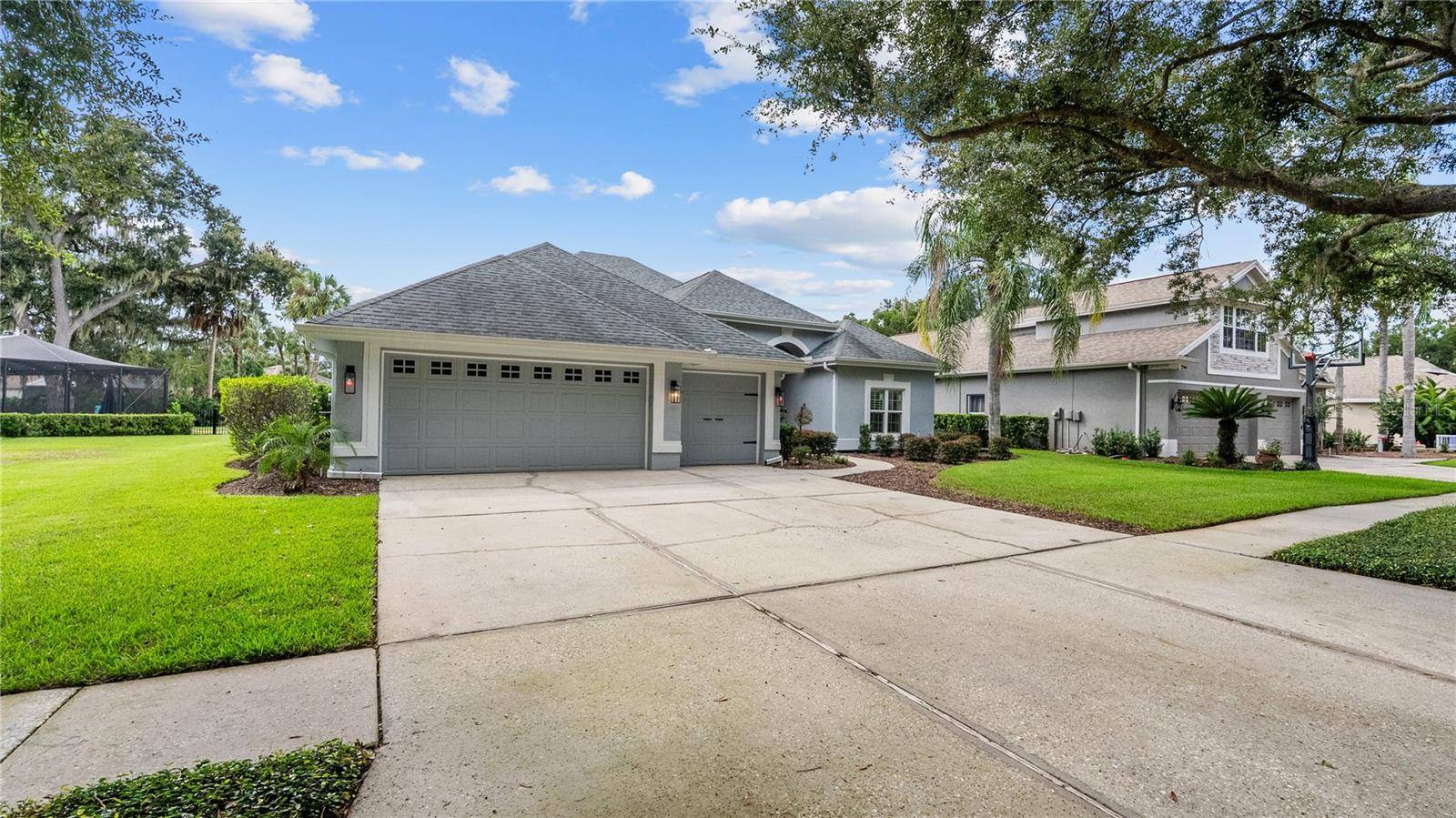 5924 CHERRY OAK DR, Valrico, FL 33596