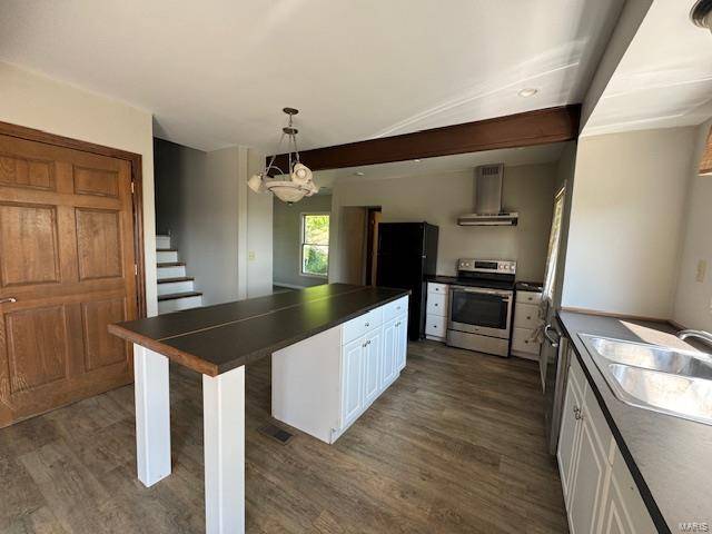 108 N 3rd ST, Clarksville, MO 63336