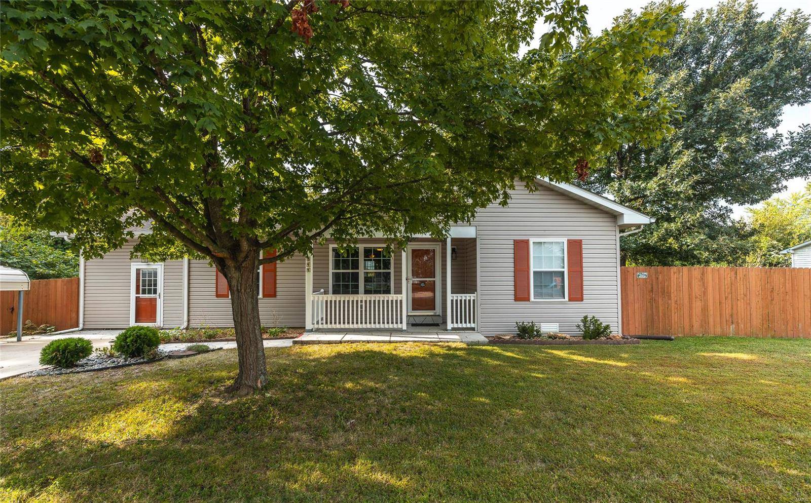 844 Alley ST, Bourbon, MO 65441