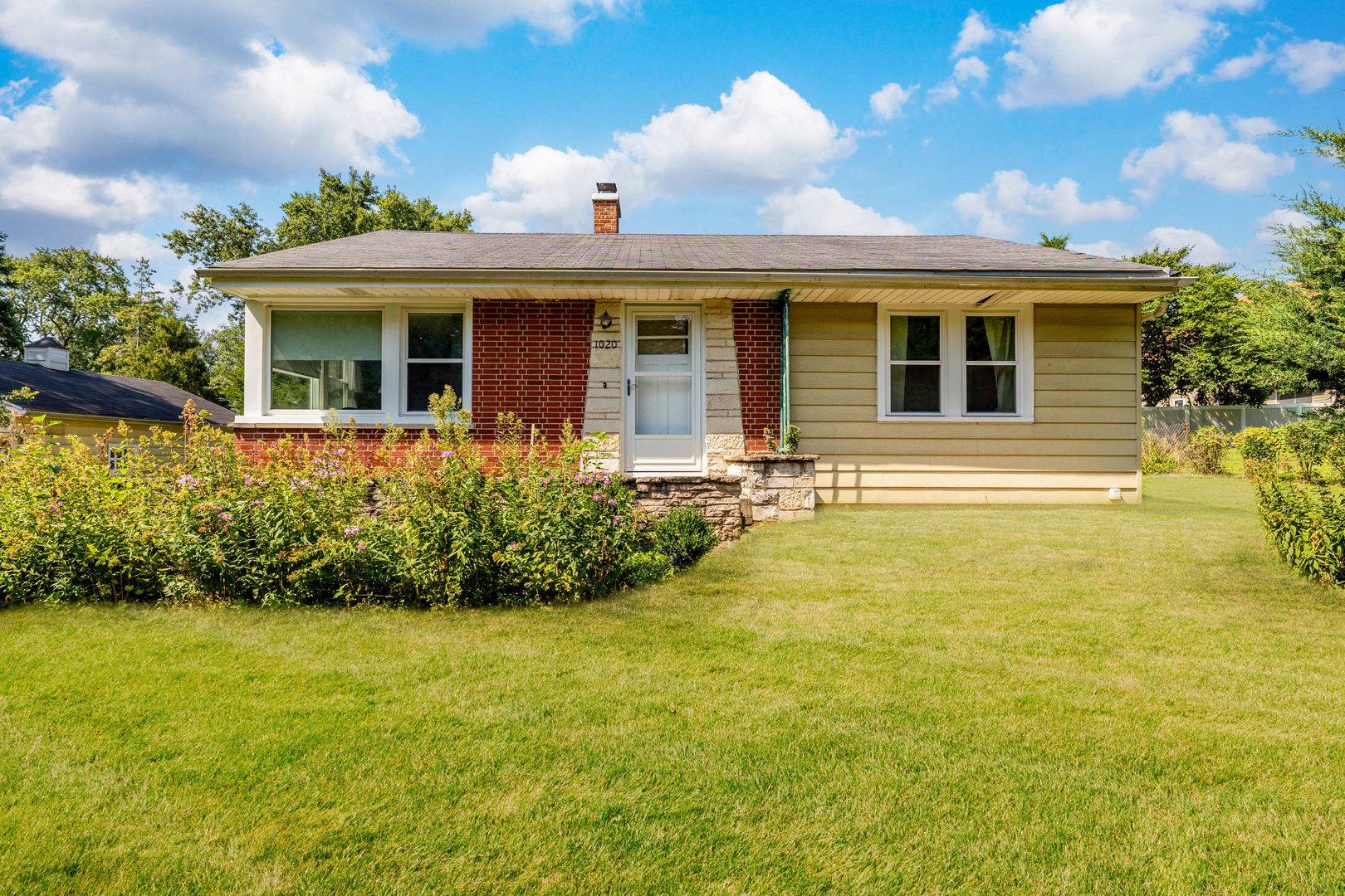 1020 S Fairfield AVE, Lombard, IL 60148