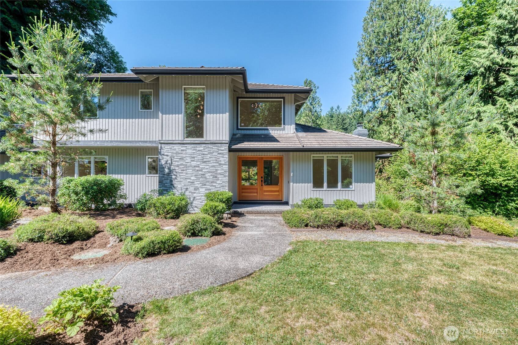 14129 229th DR SE, Issaquah, WA 98027