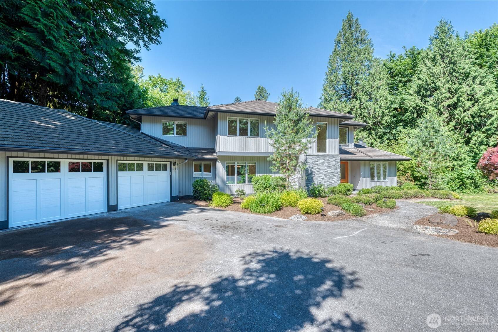14129 229th DR SE, Issaquah, WA 98027