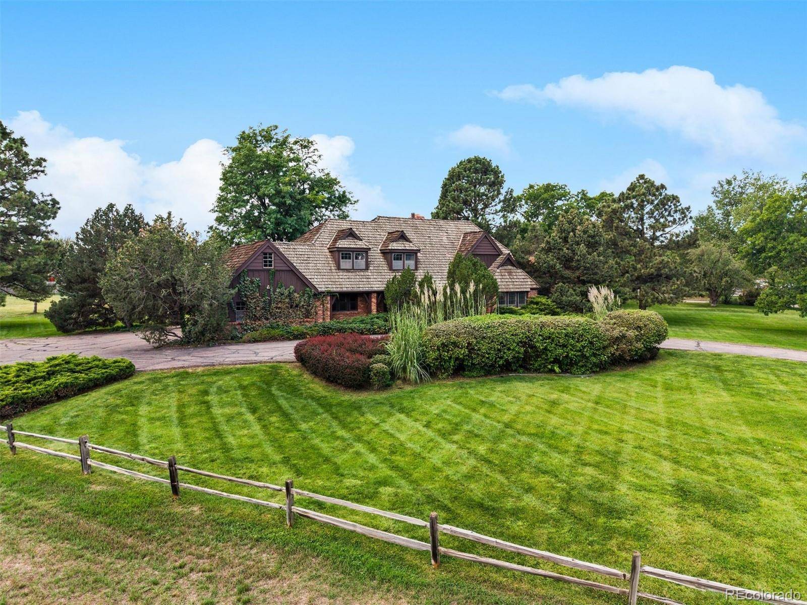 10 Carriage LN, Cherry Hills Village, CO 80121