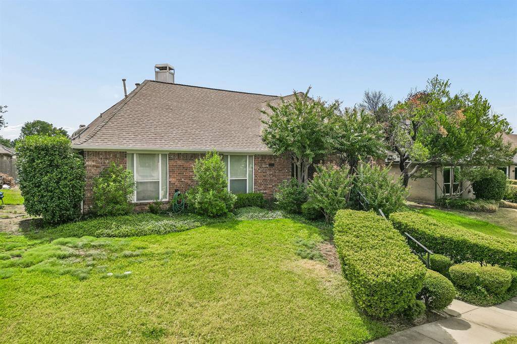 1324 Red Maple Drive, Carrollton, TX 75007