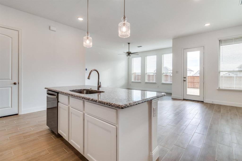 3813 Cherry Hills Drive, Sherman, TX 75090