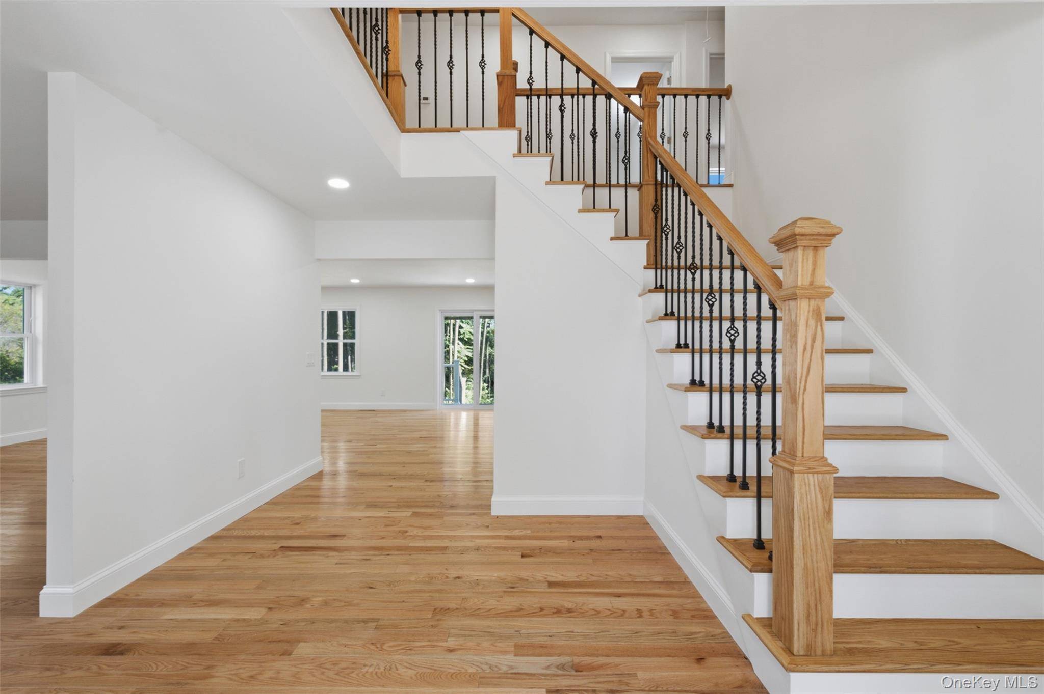 73 Anderson RD, Gardiner, NY 12525