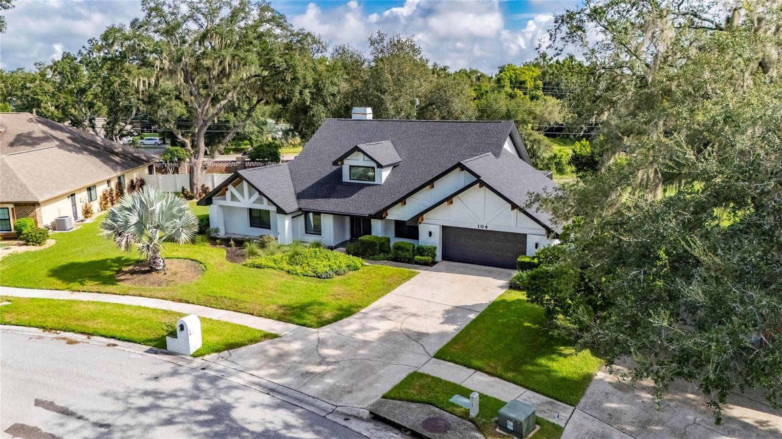 104 BARRINGTON DR, Brandon, FL 33511
