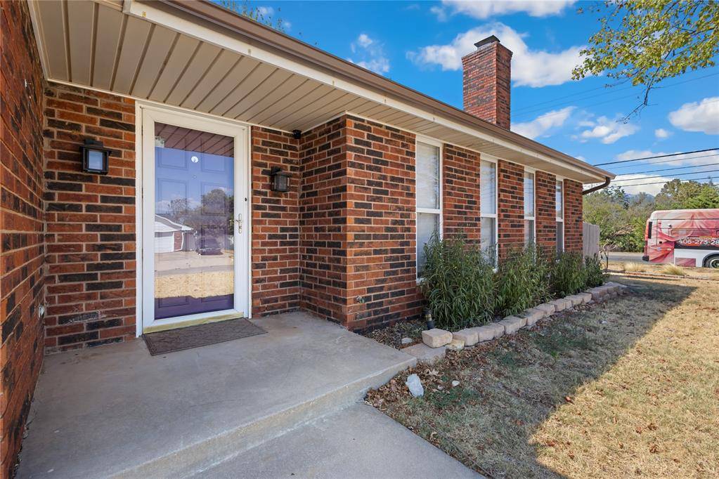 6317 N College ST, Oklahoma City, OK 73122