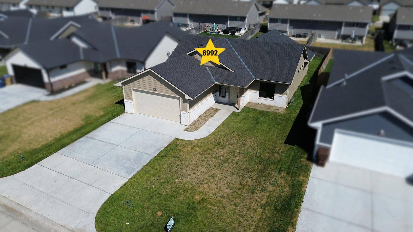 8992 E Forbes Cir., Bel Aire, KS 67226